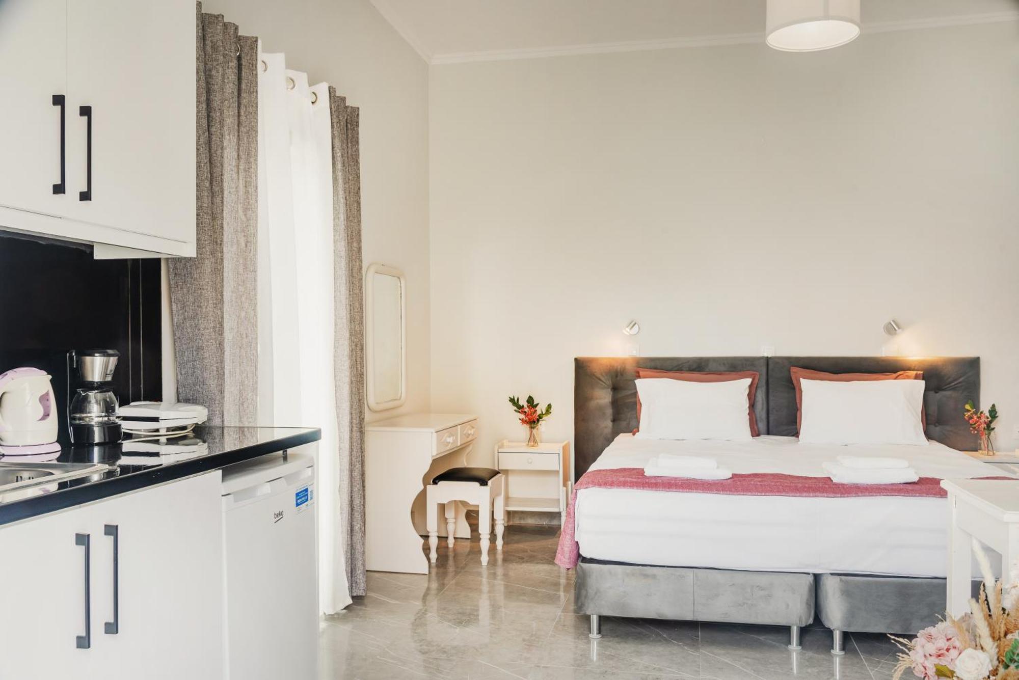 Kates Apartments Kavos Exterior photo